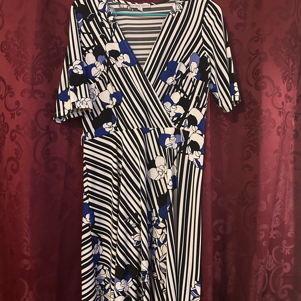 Elegant Black and White Floral Striped Dress